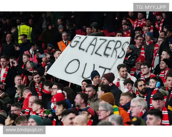 瓦伦西亚球迷抗议持续，俱乐部局势变化对稳定运行带来影响