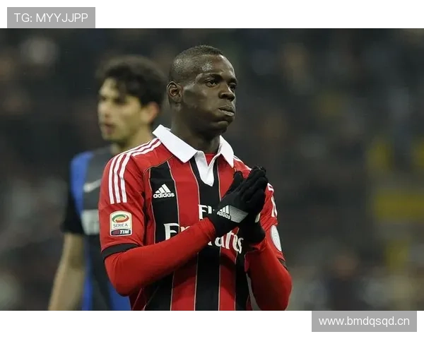 巴洛特利又买了辆超跑，感觉他钱包都比我的房子壮实多了！