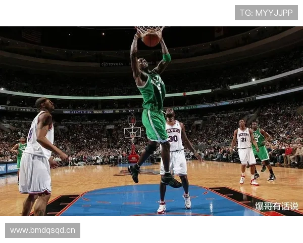 凯文·加内特防守篮板抢断推动球队防守强度明显提升